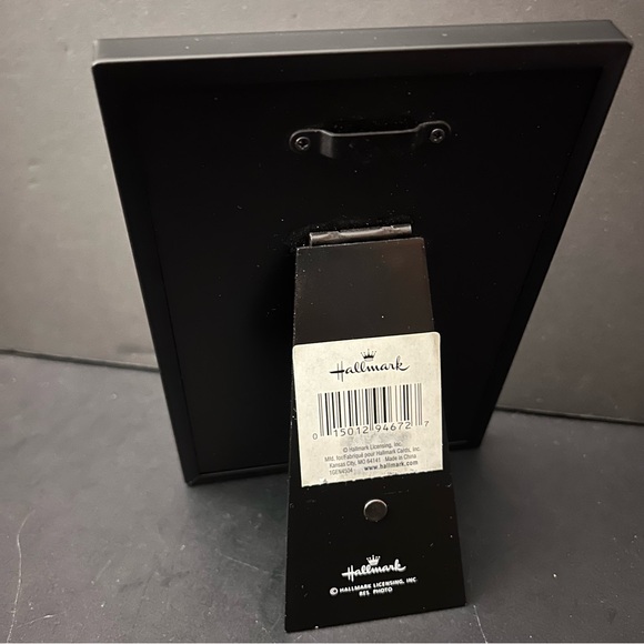 HALLMARK Helen Keller’s quote in black metal frame - Picture 2 of 5